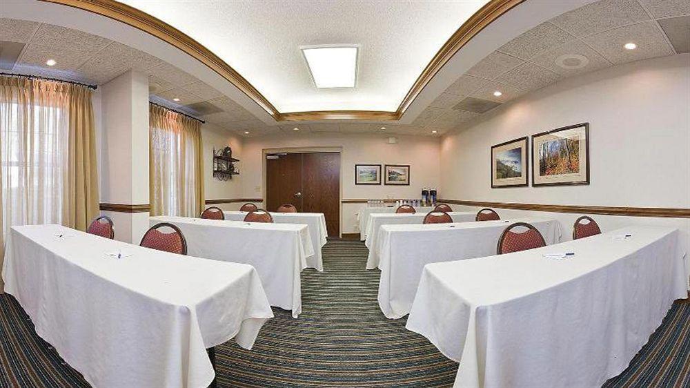 Holiday Inn Express Hotel & Suites Conover - Hickory Area By Ihg Dış mekan fotoğraf