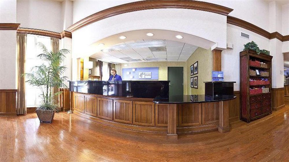 Holiday Inn Express Hotel & Suites Conover - Hickory Area By Ihg Dış mekan fotoğraf