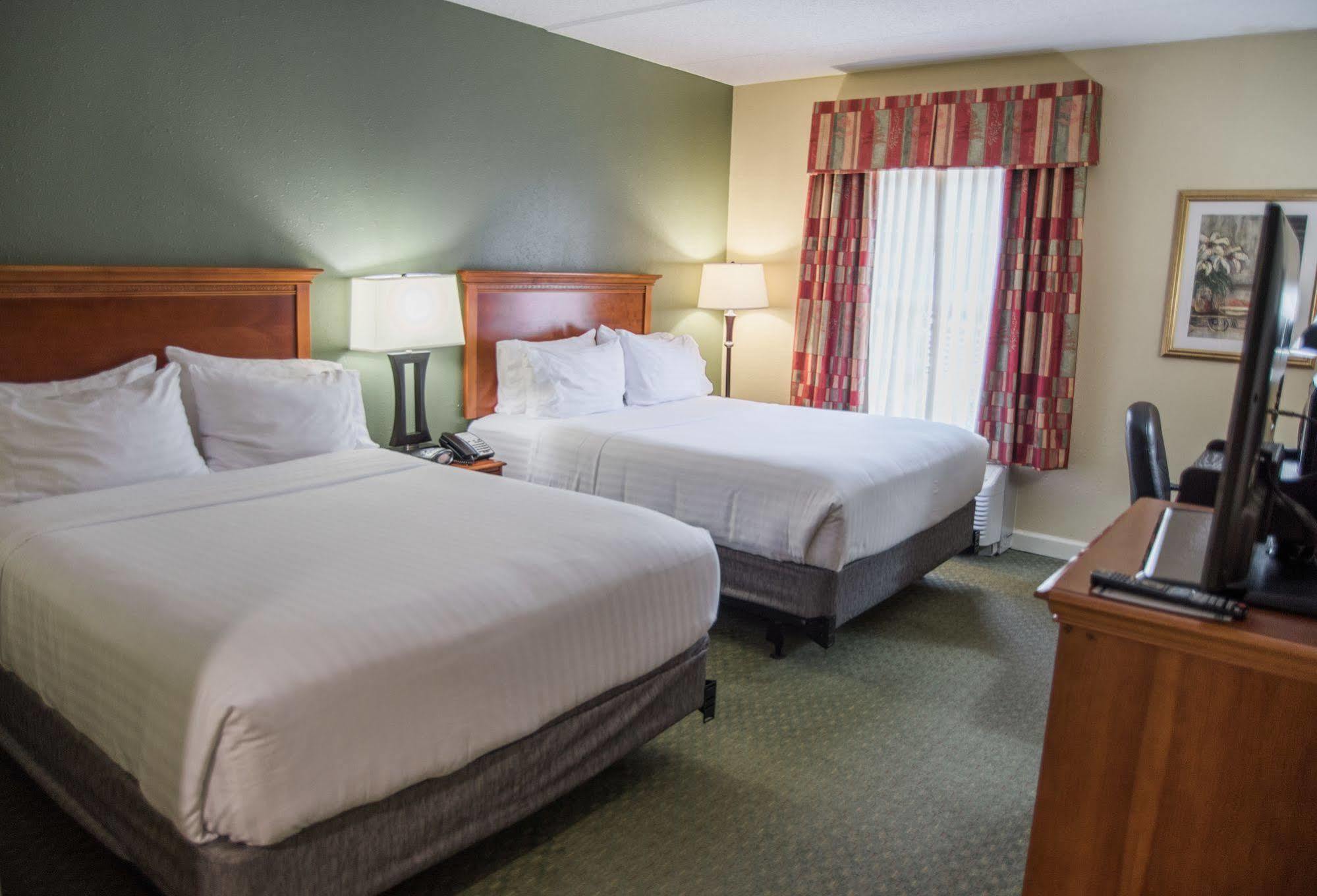 Holiday Inn Express Hotel & Suites Conover - Hickory Area By Ihg Dış mekan fotoğraf