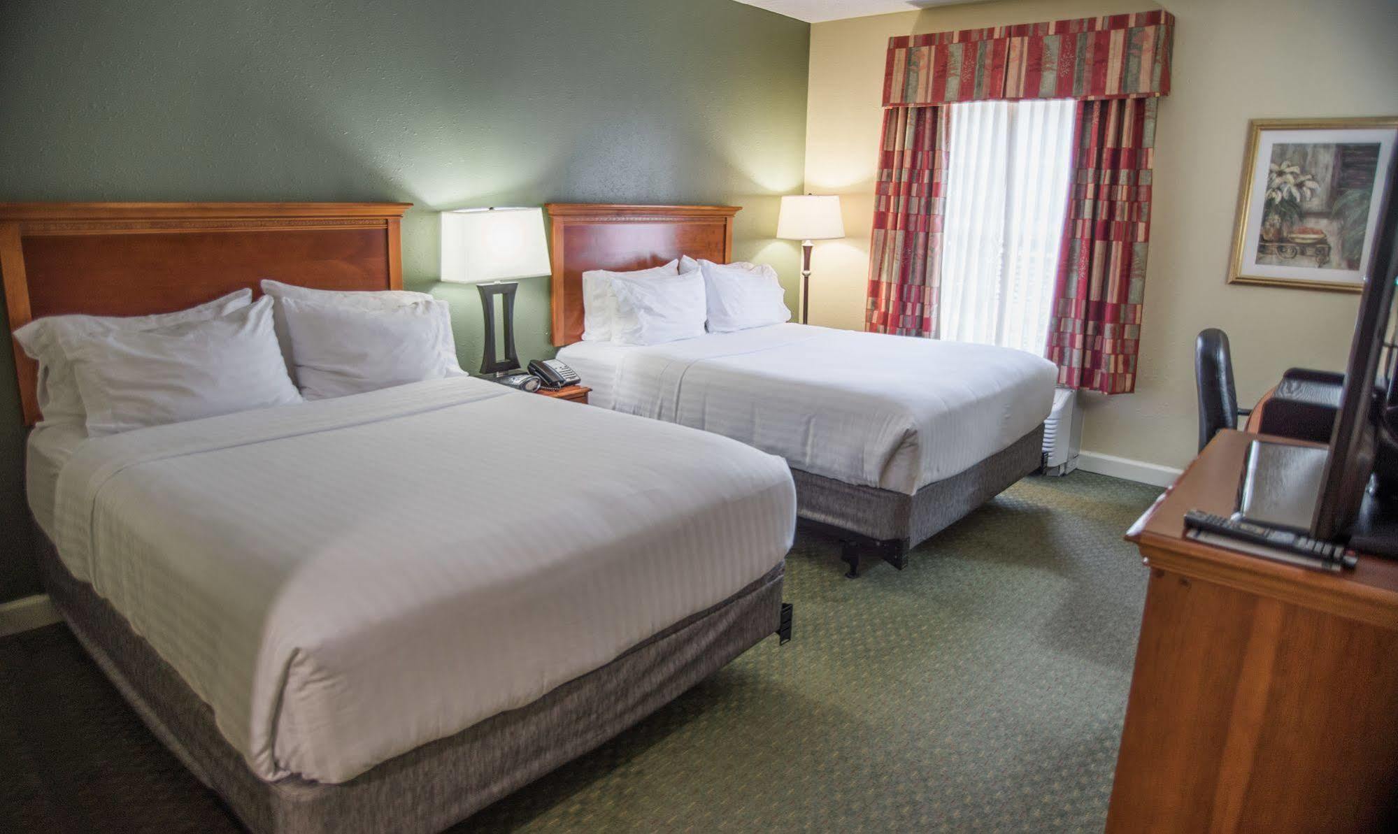 Holiday Inn Express Hotel & Suites Conover - Hickory Area By Ihg Dış mekan fotoğraf