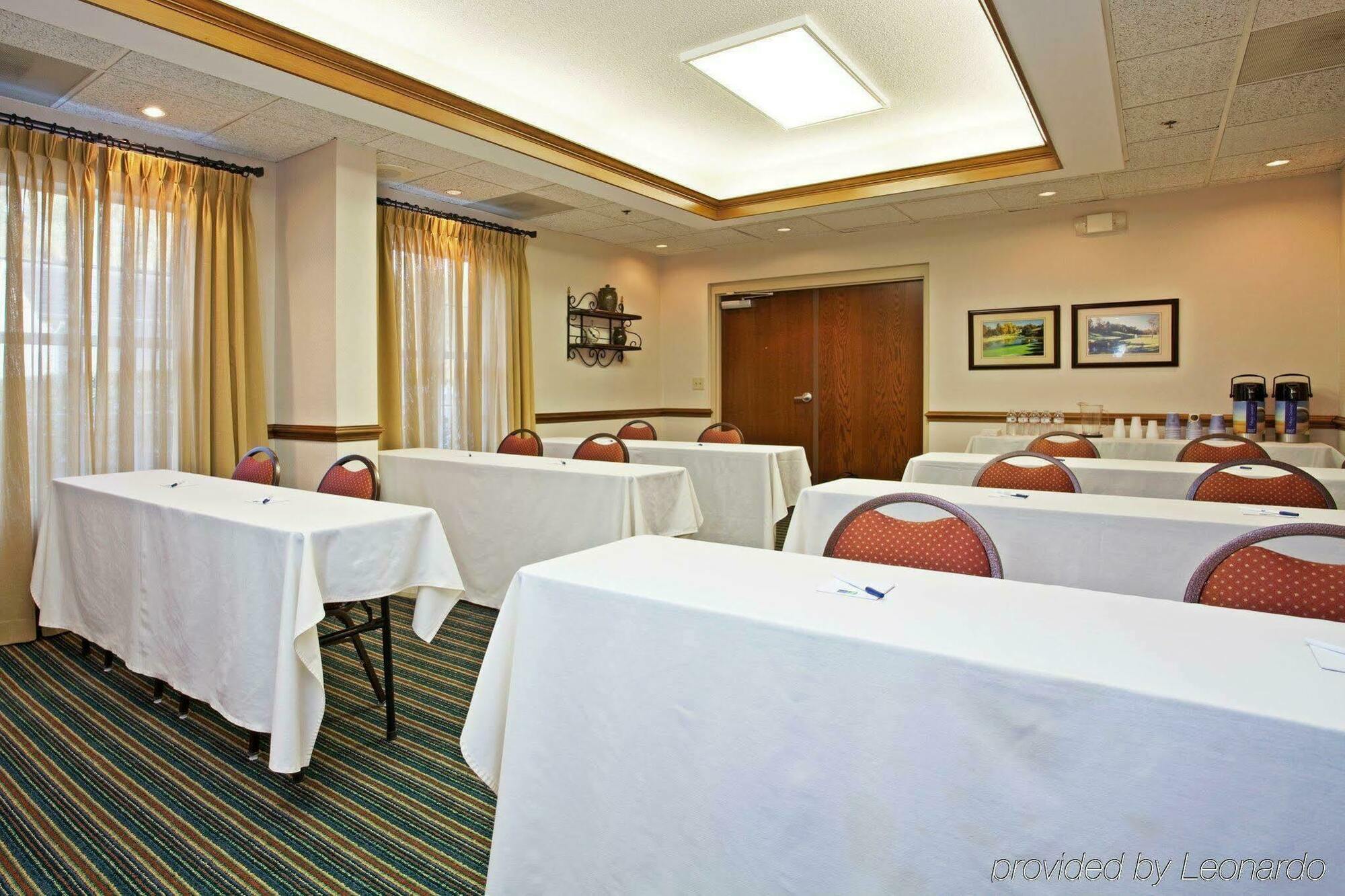 Holiday Inn Express Hotel & Suites Conover - Hickory Area By Ihg Dış mekan fotoğraf